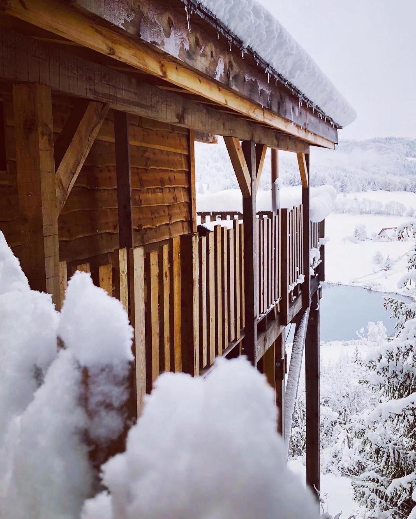 La-Haut Cabanes Perchees La Thuile Εξωτερικό φωτογραφία